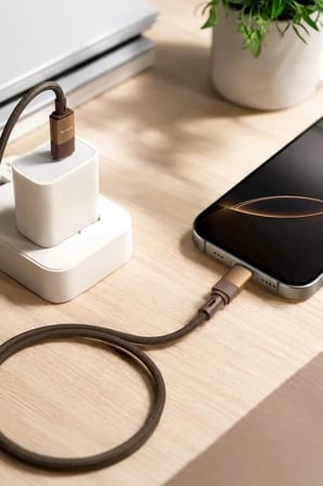 Premium Telefon Aksesuarı Hızlı Bağlantı Şarj Kablosu Type-C to Lightning U18 Kahverengi