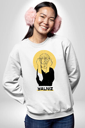 Yalnız Kadına Şiddete Hayır Kadın Erkek Beyaz Sweatshirt 