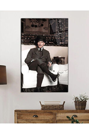 Atatürk Üniformalı Dikey Cam Tablo Hediyelik Büyük Tablo Ev Ofis Dekoru