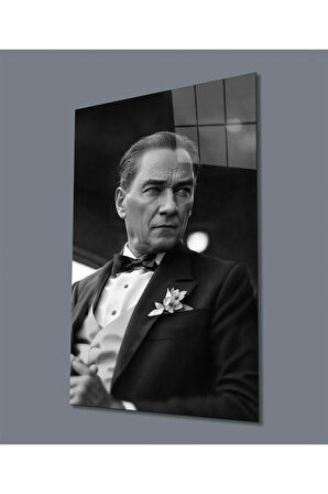 Atatürk Siyah Beyaz Dikey Cam Tablo Hediyelik Büyük Tablo Ev Ofis Dekoru