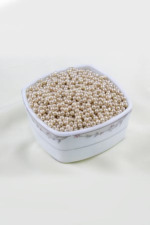 4 mm Krem Cam İnci Boncuk Aksesuar Takı Malzemesi (30 Gr 330 Adet)
