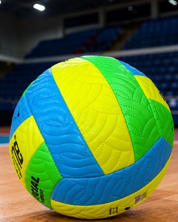 Dayanıklı Dikişli Renkli Voleybol Topu UCZZZVOLEYBOLTOPU