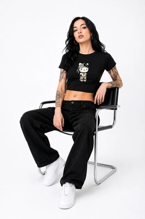 Nevermind Kadın Baby Tee Crop Tişört Bandanalı Kedi Baskılı Street Style Slim Fit Tişört