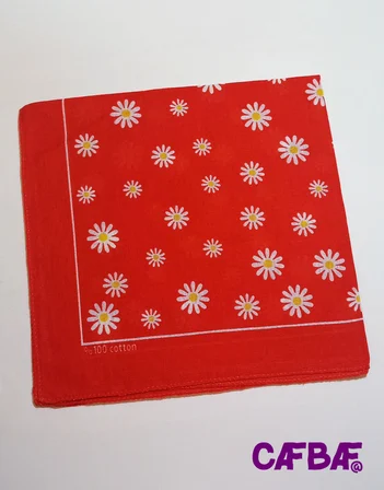 CafBaf Kare Bandana Papatya