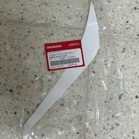 ETİKET ARKA SOL CBR250 A YENİ