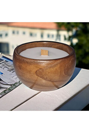 Ahşap Mumlukta Lavanta Kokulu %100 Doğal Soya Mum (11 cm)