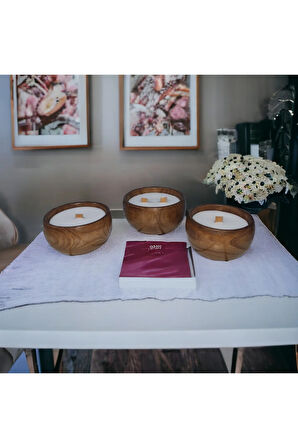 Ahşap Mumlukta Lavanta Kokulu %100 Doğal Soya Mum (3 lü set - 13,11,11 cm)