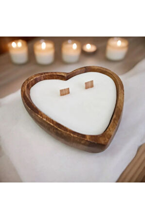 Ahşap Kalpte Lavanta Kokulu %100 Doğal Soya Mum (14 cm)- Sevgililer Gününe Özel