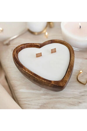 Ahşap Kalpte Lavanta Kokulu %100 Doğal Soya Mum (14 cm)- Sevgililer Gününe Özel