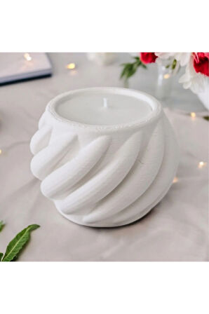Taş Mumlukta Lavanta Kokulu %100 Doğal Soya Mum - Yuvarlak (9 cm) Spiral