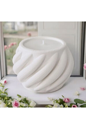 Taş Mumlukta Lavanta Kokulu %100 Doğal Soya Mum - Yuvarlak (9 cm) Spiral