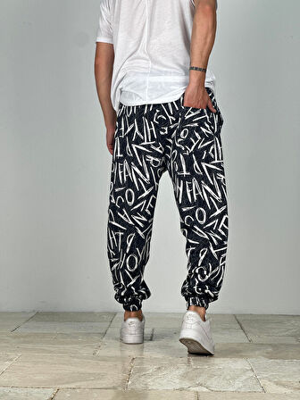 Siyah Beyaz Grafiti Desenli Jogger