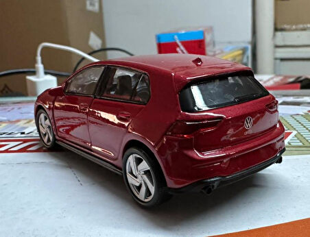 Oyuncak Metal Model Araba 1/36 Çek Bırak VW Golf 8 GTI Kırmızı