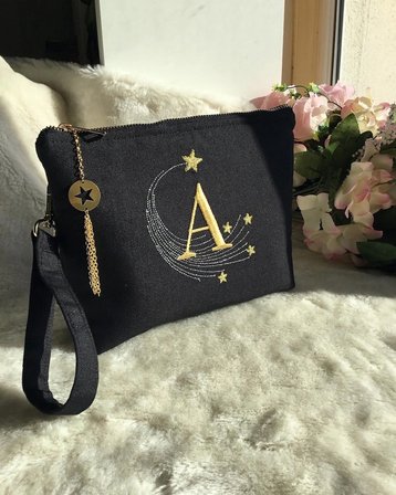 Stardust Yıldızlı Harf Nakışlı Clutch Çanta