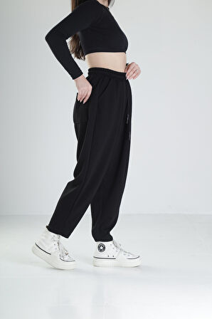 Pileli Siyah Jogger Pantolon