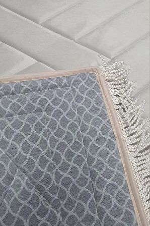 Çeyizdiyarı Saliha Kadife Dolgulu Seccade Açık Gri