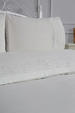 Verona Fransız Dantelli Çift Kişilik Nevresim Takımı Krem