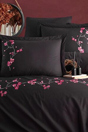 Sakura Nakışlı %100 Pamuk Çift Kişilik Nevresim Takımı Siyah