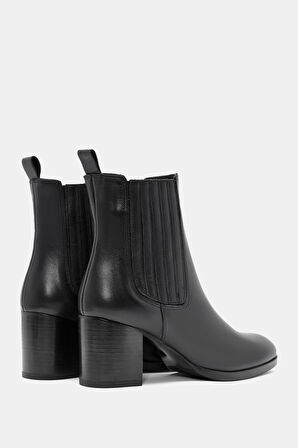 Villa Kadın Siyah Gerçek Deri Yarım Bot