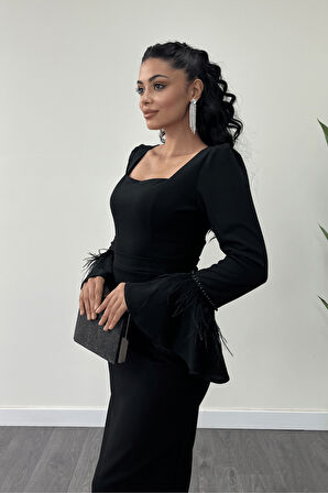 Otriş Detaylı Kare Yaka Kalem Elbise - SİYAH