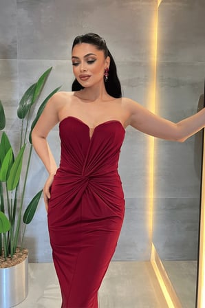Jarse Kumaş Düğüm Straplez Detaylı Kalem Elbise - BORDO-GYM-210