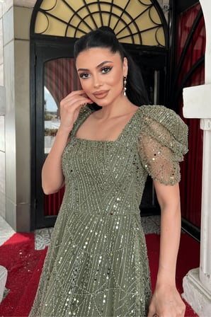 Full Boncuklu Kumaş Kare Yaka Midi Elbise - HAKİ YEŞİLİ-GYM-41229
