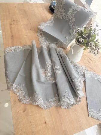 Firuze Model Gri  5 Parça Keten Dantelli Runner Seti Çeyizlik Salon Takımı