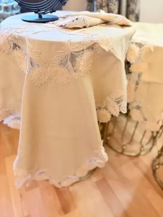 Gri Flowers Model  5 Parça Keten Dantelli Runner Seti Salon Takımı Masa Örtüsü