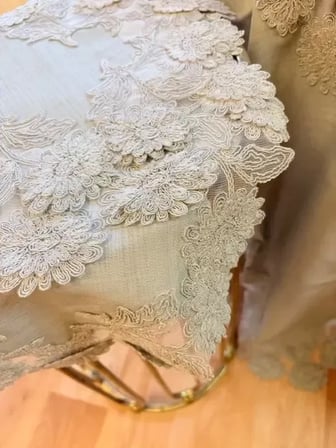 Gri Çeyizlik Flowers Model 5 Parça Keten Dantelli Runner Seti Salon Takımı