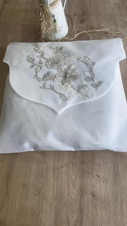 Fransız Güpürlü Zarf Bohça Nişan Söz Saten Bohça Lüks 3 Boyutlu Çeyizlik Bohça 50x50 cm 1 Adet