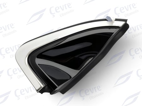 Clio 5 Sağ Arka Kapı Açma Yuvası Köşe Plastiği Üçgeni Krom Sağ Renault - 833302841R - 833308904R