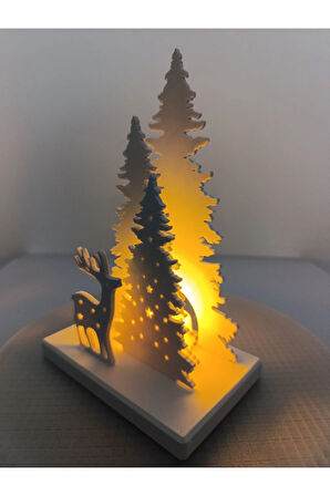 Geyik ve Çam Ağaçlı LED Gece Lambası – Dekoratif Masa Üstü Işık