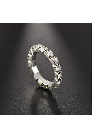 Tek Sıra Zirkon Taşlı Su Yolu Gizli Lastikli Elastik Boyutlanabilir Kadın Yüzük