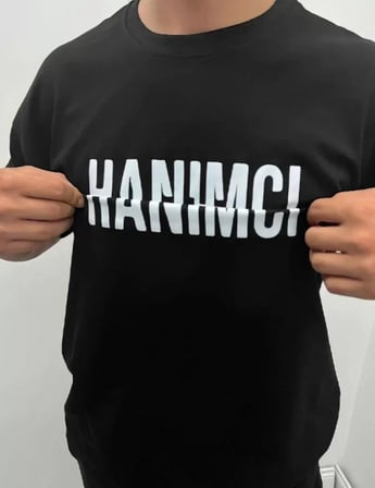 DE'CHARME Unisex Bisiklet Yaka Katlanan Baskılı T-Shirt - Siyah