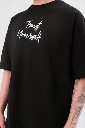 DE'CHARME Unisex Bisiklet Yaka Baskılı Oversize T-Shirt - Siyah