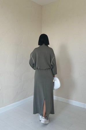 DE'CHARME Haki Biyeli Sweatshirt Ve Etek Takım