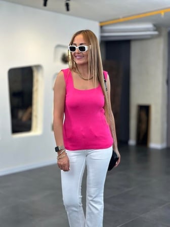DE'CHARME Kadın Kare Yaka Kalın Askılı Beyaz Triko Bluz