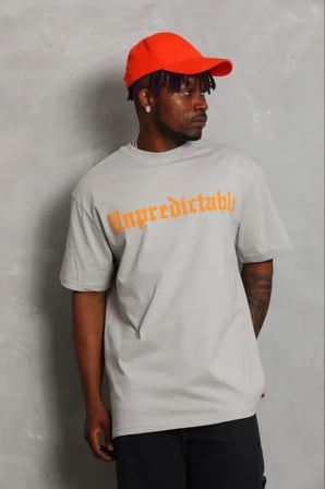 DE'CHARME Erkek Baskılı T-Shirt Kısa Kol Bisiklet Yaka Regular Fit Rahat Kalıp Günlük Tişört - Gri