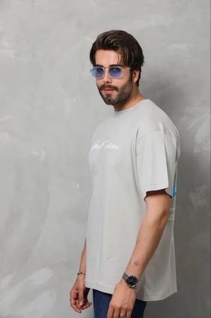 DE'CHARME Erkek Baskılı T-Shirt Kısa Kol Bisiklet Yaka Regular Fit Rahat Kalıp Günlük Tişört - Gri