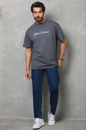 DE'CHARME Erkek Baskılı T-Shirt Kısa Kol Bisiklet Yaka Regular Fit Rahat Kalıp Günlük Tişört - Füme