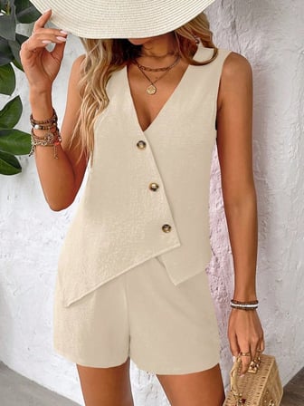 DE'CHARME Kadın Askılı önü Düğmeli Asimetrik Detaylı Bluz Ve Astarlı Short Ikili Takım