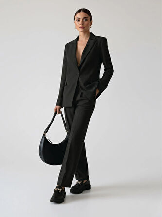 Kadın çizgili takım elbise