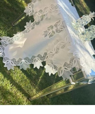 Salon Takımı 5 Parça Keten Dantelli Masa Örtüsü Runner Seti Çeyizlik Kayla Model Krem-Gümüş