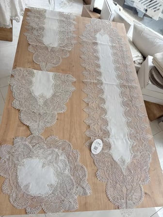 Salon Takımı Angel Çeyizlik Kreme Gold Runner Set 5 Parça Keten Ranır Masa Sehpa Konsol Örtüsü