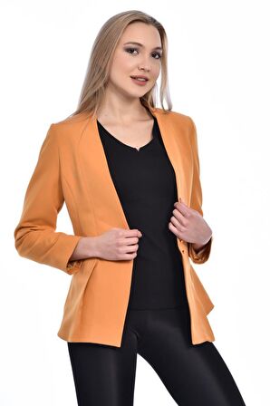 Modkofoni Düğme ve Pile Detaylı Blazer Hardal Kadın Ceket