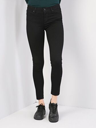 759 Lara Orta Bel Dar Paça Süper Slim Fit Siyah Kadın Jean Pantolon