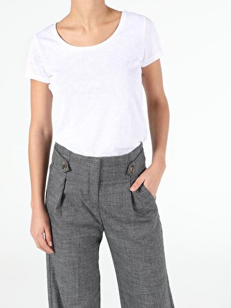 Regular Fit Bisiklet Yaka Örme Kadın Beyaz Kısa Kol Tişört