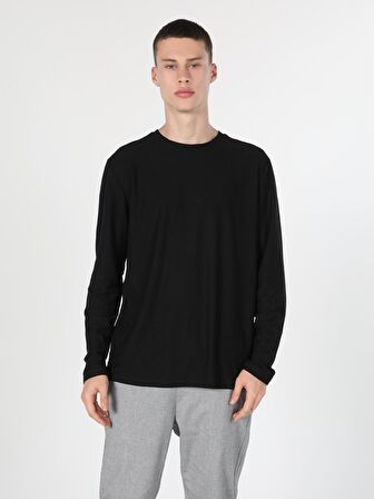 Regular Fit Bisiklet Yaka Erkek Siyah Tshirt U.Kol