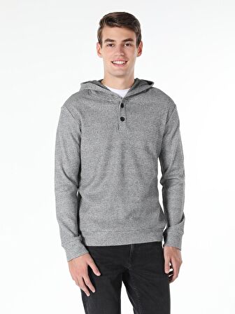 Regular Fit Hooded Kapüşonlu Düğmeli Yaka Gri Erkek Uzun Kol Tişört