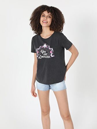 Regular Fit Bisiklet Yaka Baskılı Normal Kesim Antrasit Kadın Kısa Kol Tişört